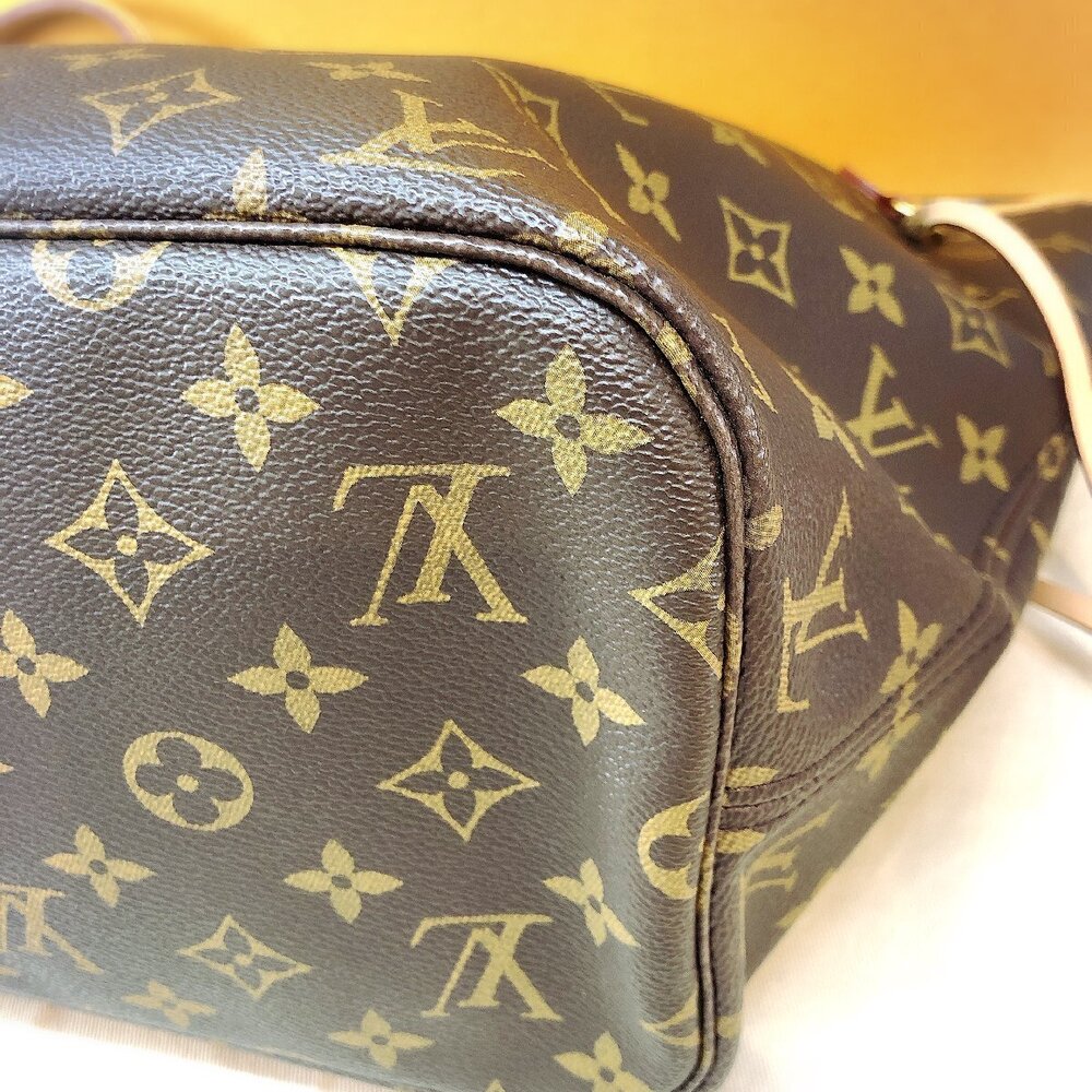 Louis Vuitton Neverfull Monogram Cerise Red Tote Bag - Picture 5 of 10
